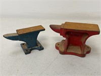 2 x Jewellers Anvils. Largest 120mm