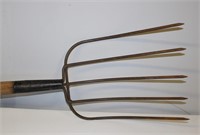vintage 5 prong pitchfork