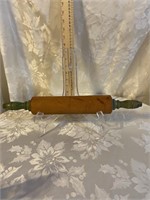 VINTAGE ROLLING PIN #7 (GREEN HANDLE)