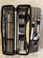 TRAVEL COFFEE SET IN ZIPPERED BAG