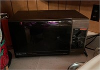 Emerson Turntable Microwave .52 Cubic Ft w/manual