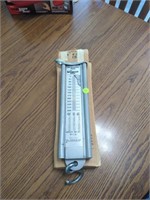 Butchers bible hanging scale with box