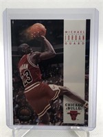 1993 Skybox Premium Michael Jordan #45