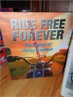 4 Harley Davidson books & Puzzle
