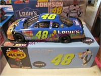 5 diecast 1:24 stock cars Jimmie Johnson SEE PICS