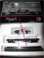 4 Revell 3pc diecast trainsets HO scale SEE PICS