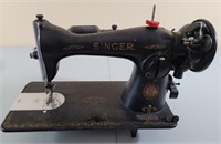 Singer sewing machine. Power cord is cut.