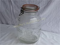 Cracker Barrel 4 Quart Jar