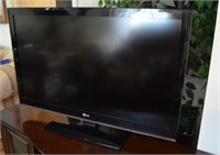 2011 LG 42" TV