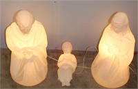 vintage Empire blow mold nativitiy in white