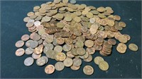 Assorted pennies mostly 1960s