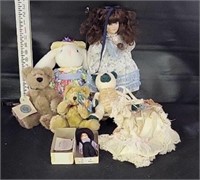 Amish Doll, Boyds Bear & More