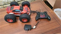 Cyclone All terain remote control car w/charger