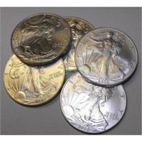 Lot of 5 US Silver Eagles