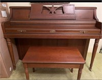 Vintage Wurlitzer Upright piano w/bench