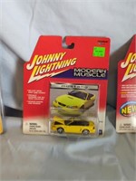 5 Johnny Lightning Cars