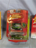 8 Johnny Lightning Vehicles