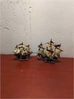 Lot of 16 Boats