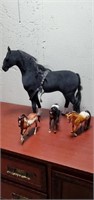 4 Toy Horses