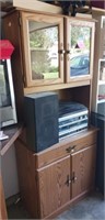 Cabinet, Stereo