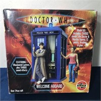 Airfix Doctor Who Welcome Aboard Model Kit