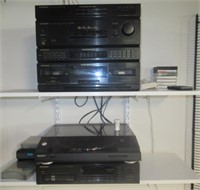 Pioneer stereo system model RX-531 with Sony turn