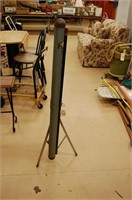 Projector screen & Small Iron Base Stand