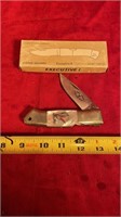 Frost cutlery pearl handle pocket knife in box