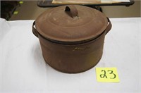 Vintage Tin Pot w/Lid