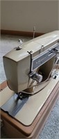 WARDS SIGNATURE SEWING MACHINE WITH CASE