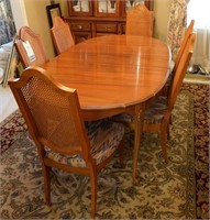 Antique Dining Room Table w/ Chairs
