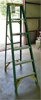 6 Foot Fiber Glass Ladder