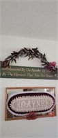 DECORATIVE WALL HANGING WITH SAYING WITH LEAF