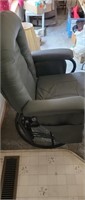 SWIVEL CHAIR WITH MATCHING FOOT STOOL