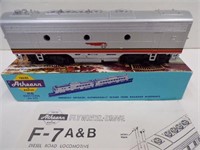 ATHEARN F7 A B PASSENGER CAR