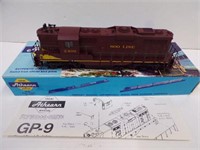 ATHEARN GP 9 DIESEL