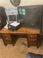 Vintage Office Desk Sanyo TV  HP Monitor & HP
