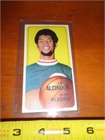 ALCINDOR BASKETBALL CARD / SEE DESCR