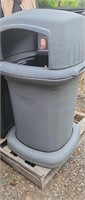 Toter Commercial Trash Can
