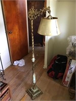 Brass floor lamp 5’