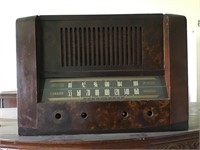RCA victor radio