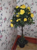 Artificial Tree W/Roses