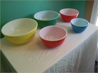 Pyrex Multi Colored 5 Pc. Nesting Bowl Set