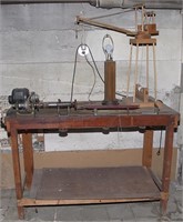 5' wooden work bench with wood lathe (Cond Unkown)