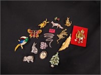Lot Costume brooches Cats Butterfly birds