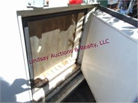 Refrigerated S.A trailer (condition unknown)--