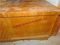 Lane Cedar chest approx 46" x 17"x 19"