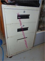 NEW horseshoe game & metal file cabinet --