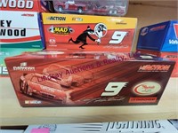 6 diecast 1:24 race cars various drivers SEE PICS