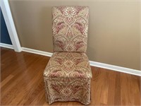ROLLING SIDE FABRIC CHAIR